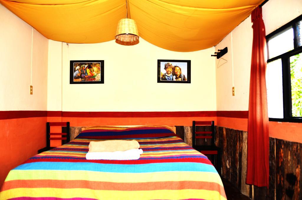 Hostal El Rincon De Los Camellos San Cristobal de las Casas Ruang foto